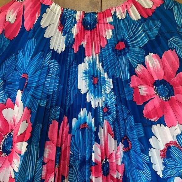 Unique Handmade Allover Pleated Blouse, S/M - Picture 5 of 5